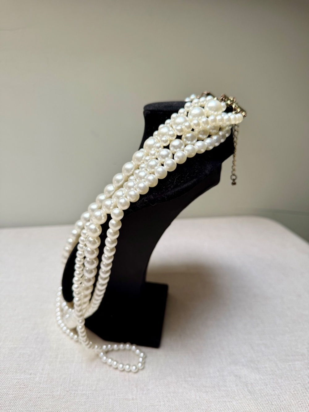 Vintage Multi Strand Faux Pearl Necklace - Picture 5 of 9